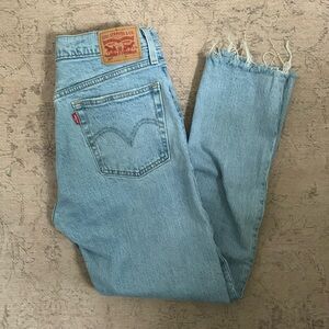 Levi’s 501 Skinny Jeans womens 28x28 light wash raw hem